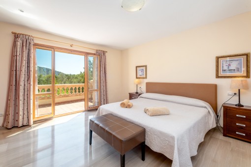 One of 5 bedrooms