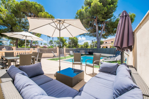 Lounge area at the pool