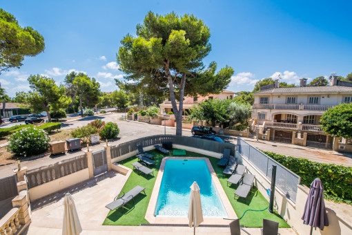 View of the pool and outdoor area