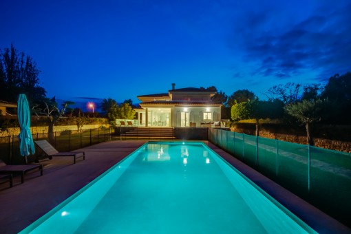 The villa by night