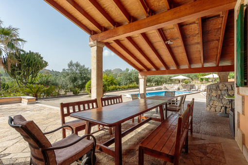 Outdoor dining area