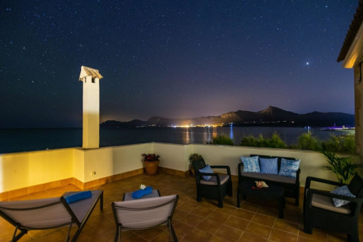 Roof terrace by night