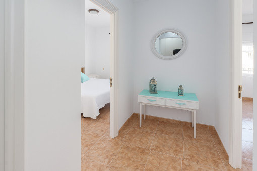 Corridor with access to the bedrooms