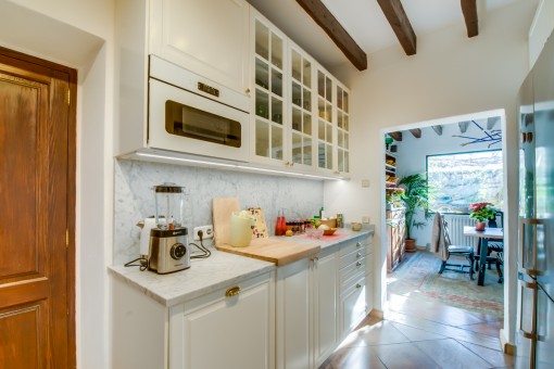 Modern kitchen in white