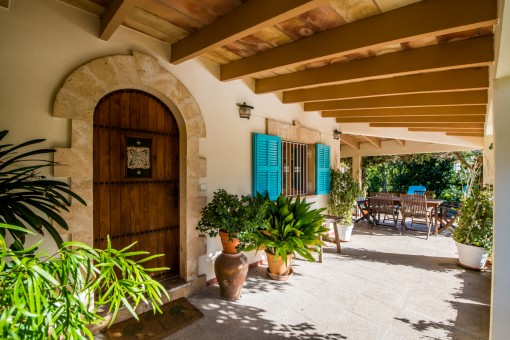 Typical and beautiful entrance to the finca