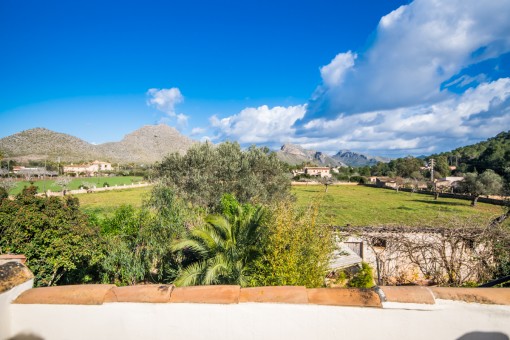 Beautiful mountain views from the roof terrace