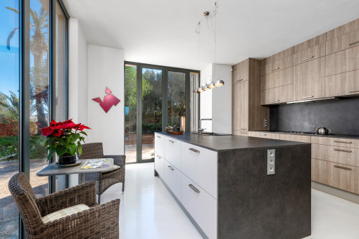 Fully equipped kitchen