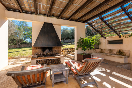 Fantastic chill-out area with fire place