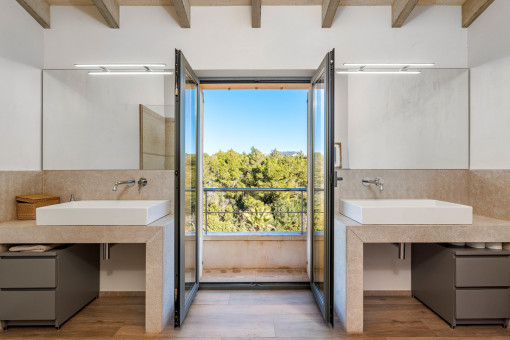 Modern bathroom