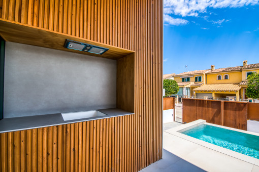 Modern outdoor kitchen