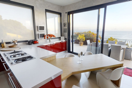 Kitchen with breakfast area