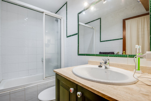 Bathroom with shower-tub