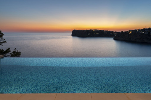 Breathtaking infinity pool