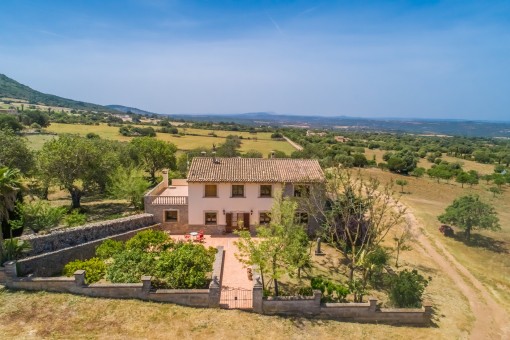 Exterior view of the finca