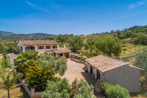 Wonderful country estate with exceptional views and ample possibilities in Arta