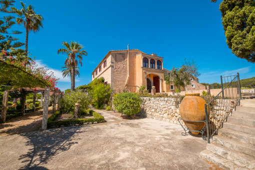 Exterior view of the finca