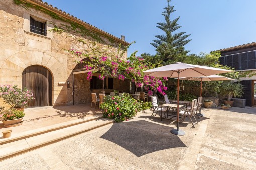 Beautiful entrance area
