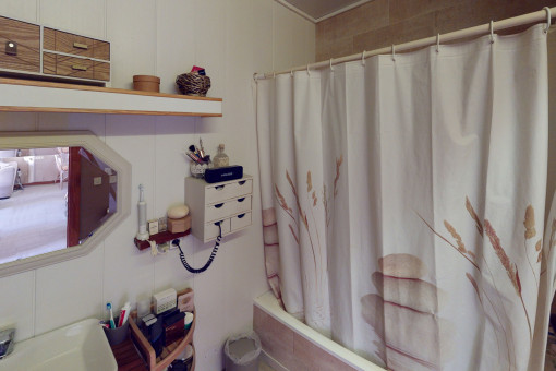 Bathroom with bath tub
