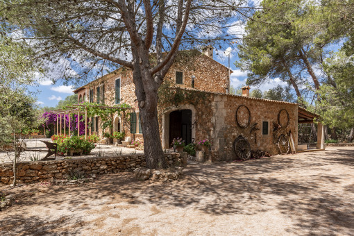 Exterior view of the finca