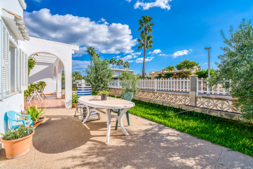 Beautiful front terrace