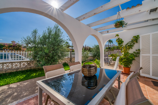 Front terrace with dining area