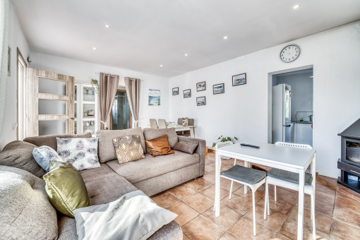 Bright living and dining area