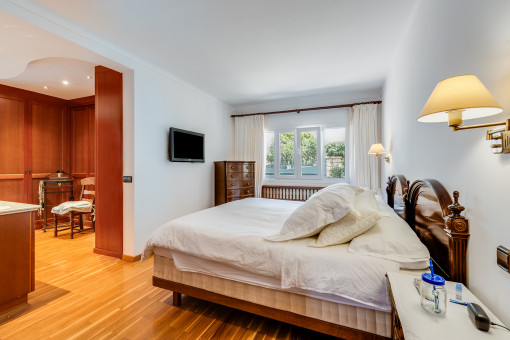 Bedroom with dressing area