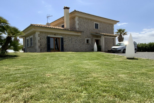 Natural-stone finca with pool and olive tree plantation near Playa de Muro