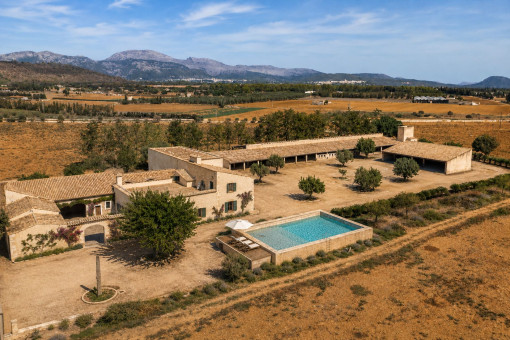 Visualisation – Possessió with pool area