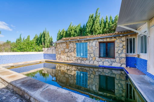Pool area