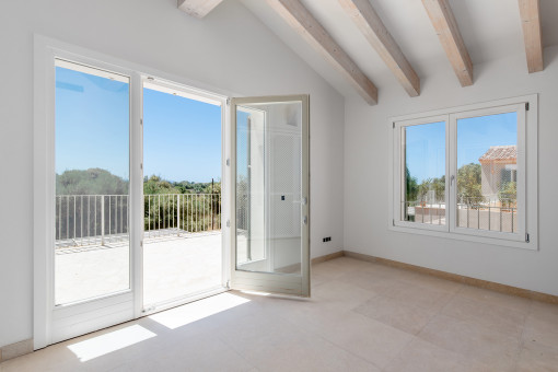 One of 5 bedrooms