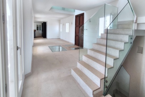 Light flooded living area