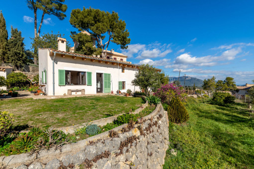 Finca with guest house and a view in Selva