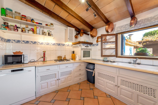 Kitchen with ample space