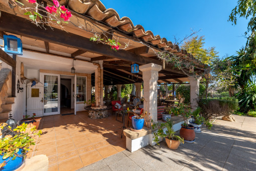 Large veranda and access to the house