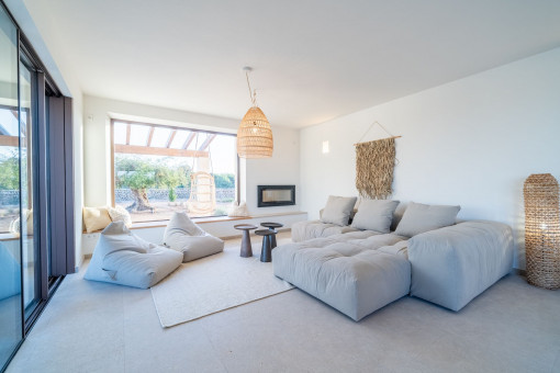 Bright living area with terrace access