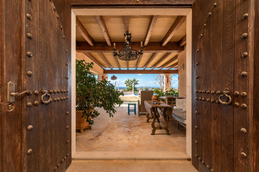 Wonderful original entrance door to the finca