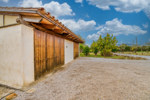 Garages or storage possibility
