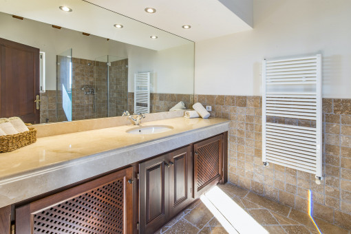 Elegant bathroom