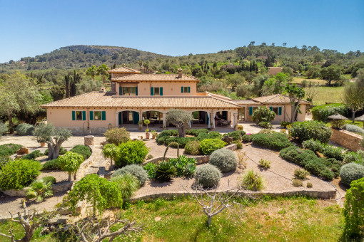 Exterior view of the finca