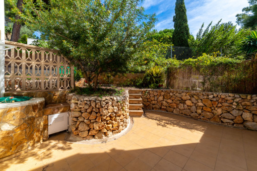 Spacious sunny terrace