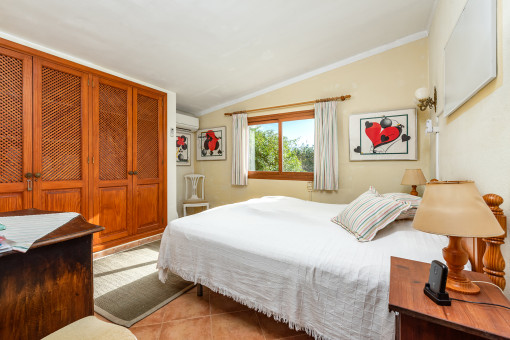 Bedroom with built-in wardrobe