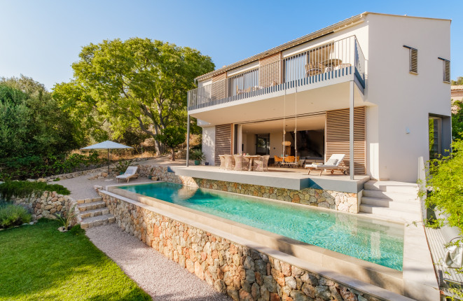 Exclusive, energy-efficient dream villa with...