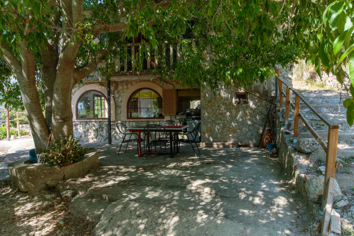 Shady outdoor dining area