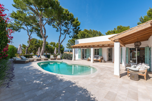 villa in Santa Ponsa for sale