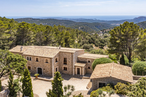 Exterior view of the finca