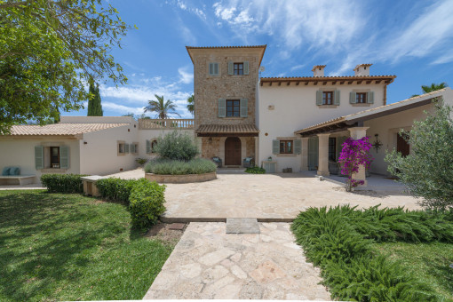 Exterior view of the finca