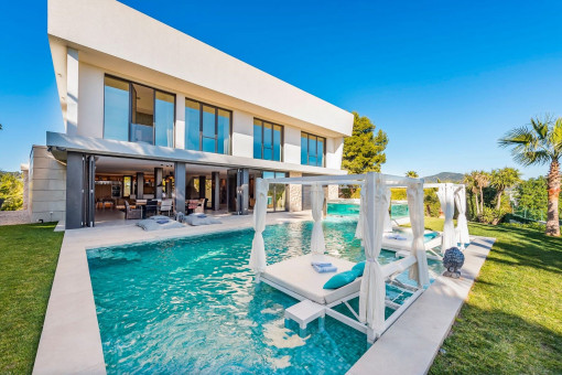 villa in Santa Ponsa