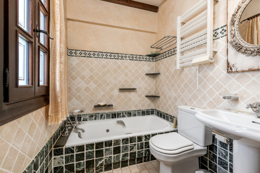 One of 3 bathrooms