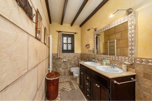 One of 3 bathrooms